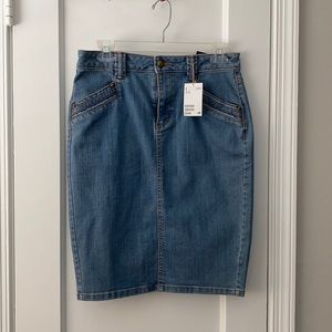 High waisted denim skirt